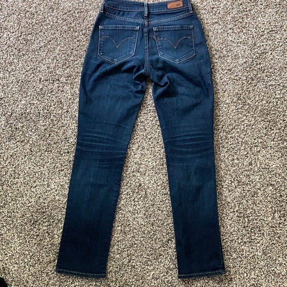Levi’s Mid Rise Slim Bold a curve Jeans Size 26x30 - Picture 4 of 9